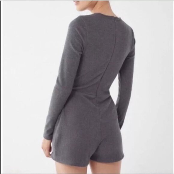 Urban Outfitters Wrap Front Long Sleeve Romper Size M Gray Ribbed Knit - Picture 2 of 14